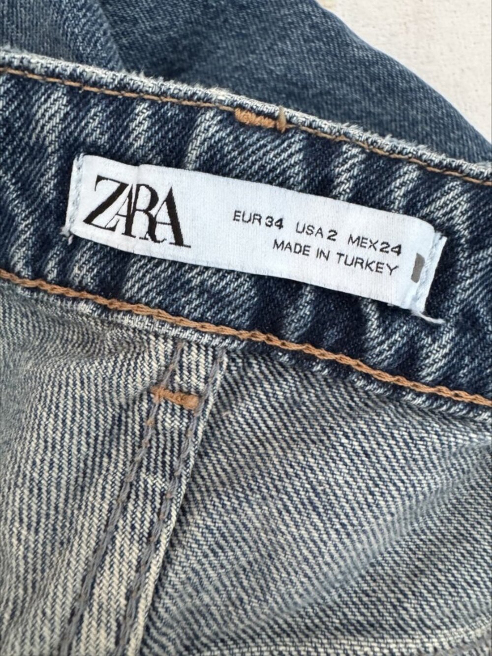 Zara | Jeans | 2 - Picture 3 of 3